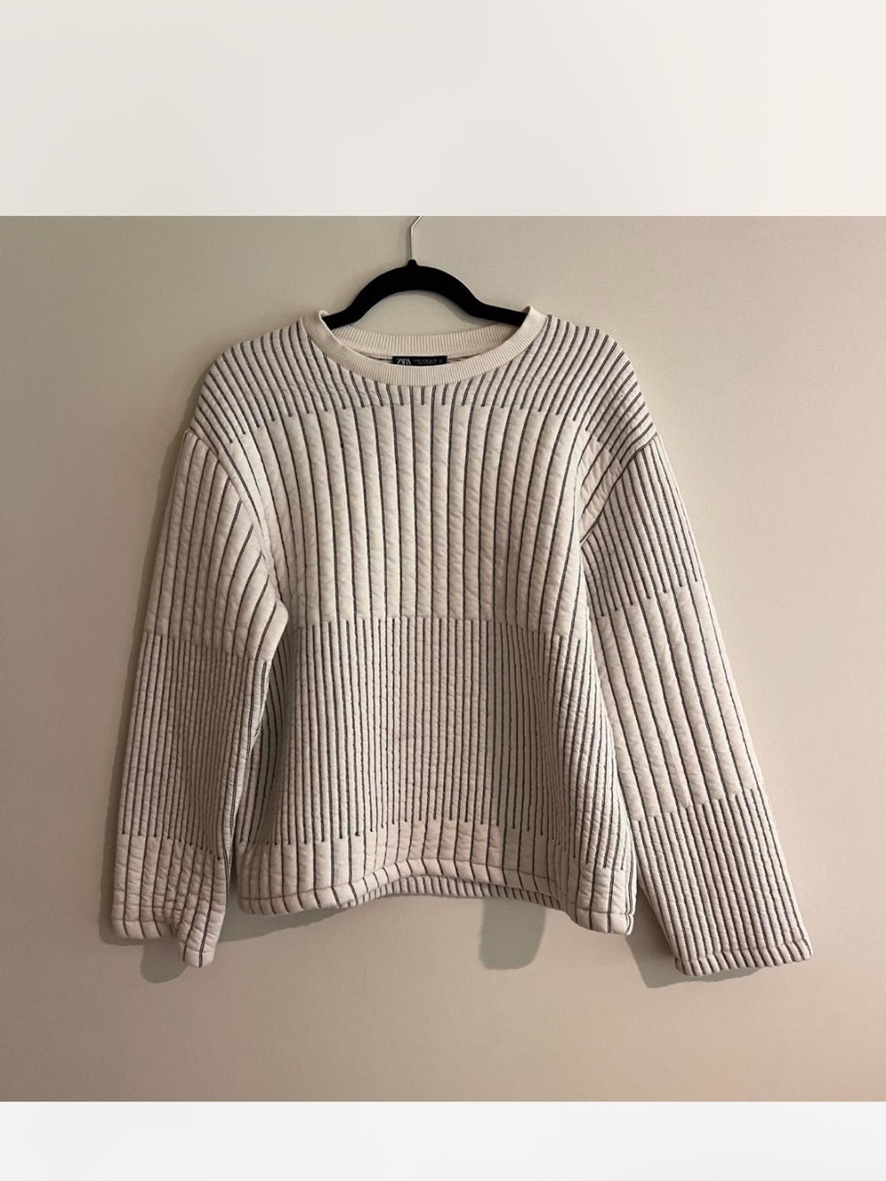 Zara Women's Ribbed Crewneck Sweater
